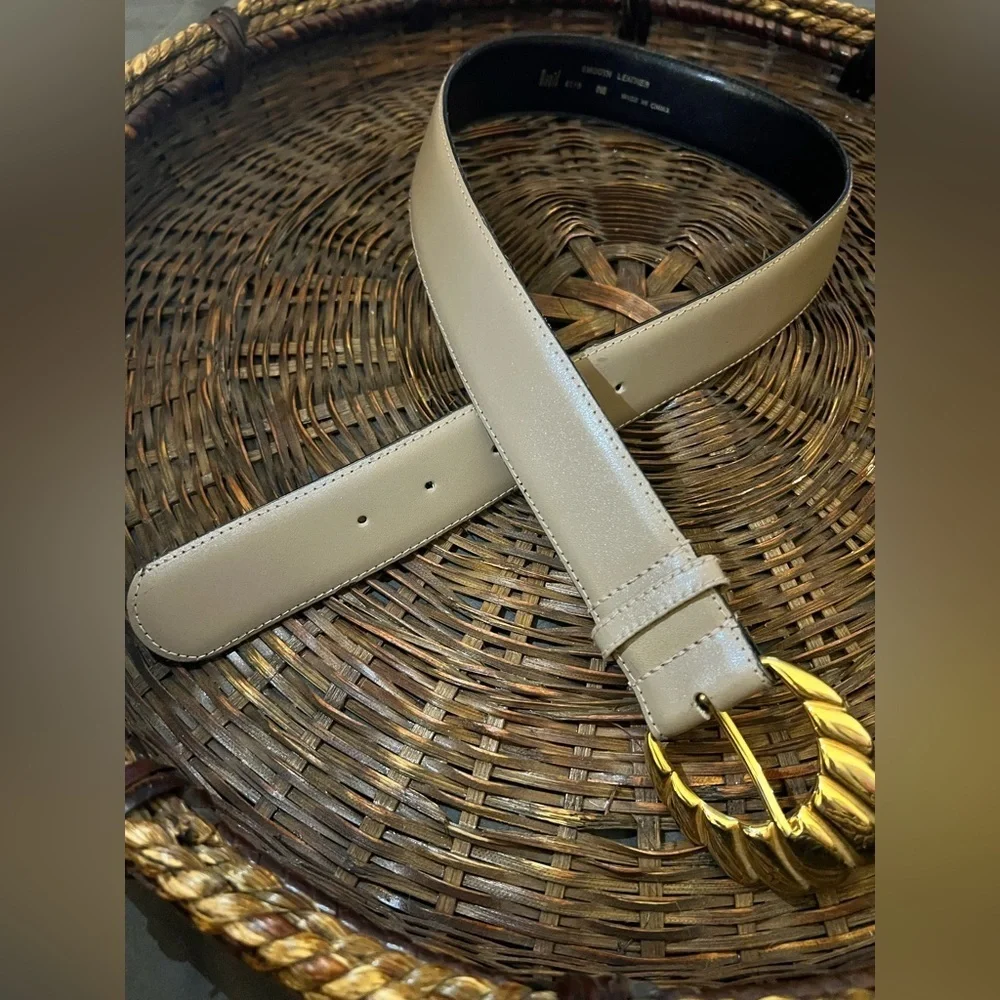 Tan Leather Belt with Gold Buckle by Magid, sz M